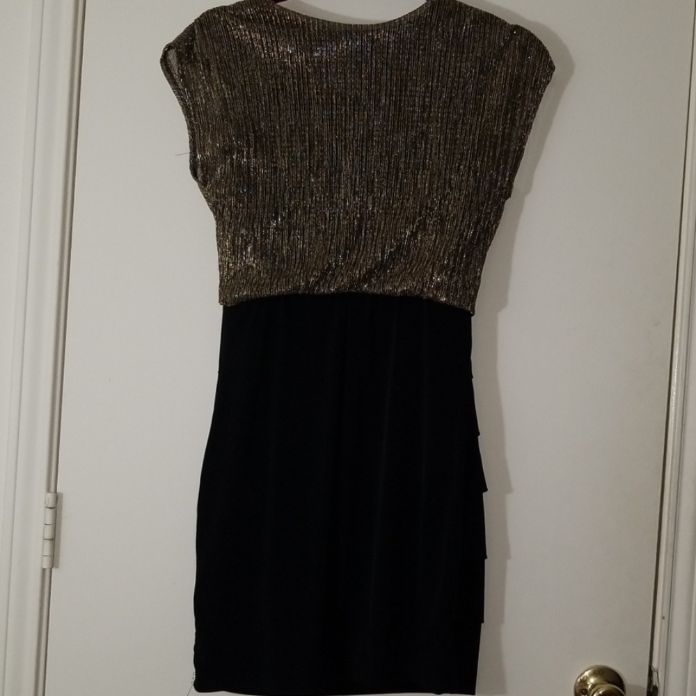 LBD - Picture 4 of 8